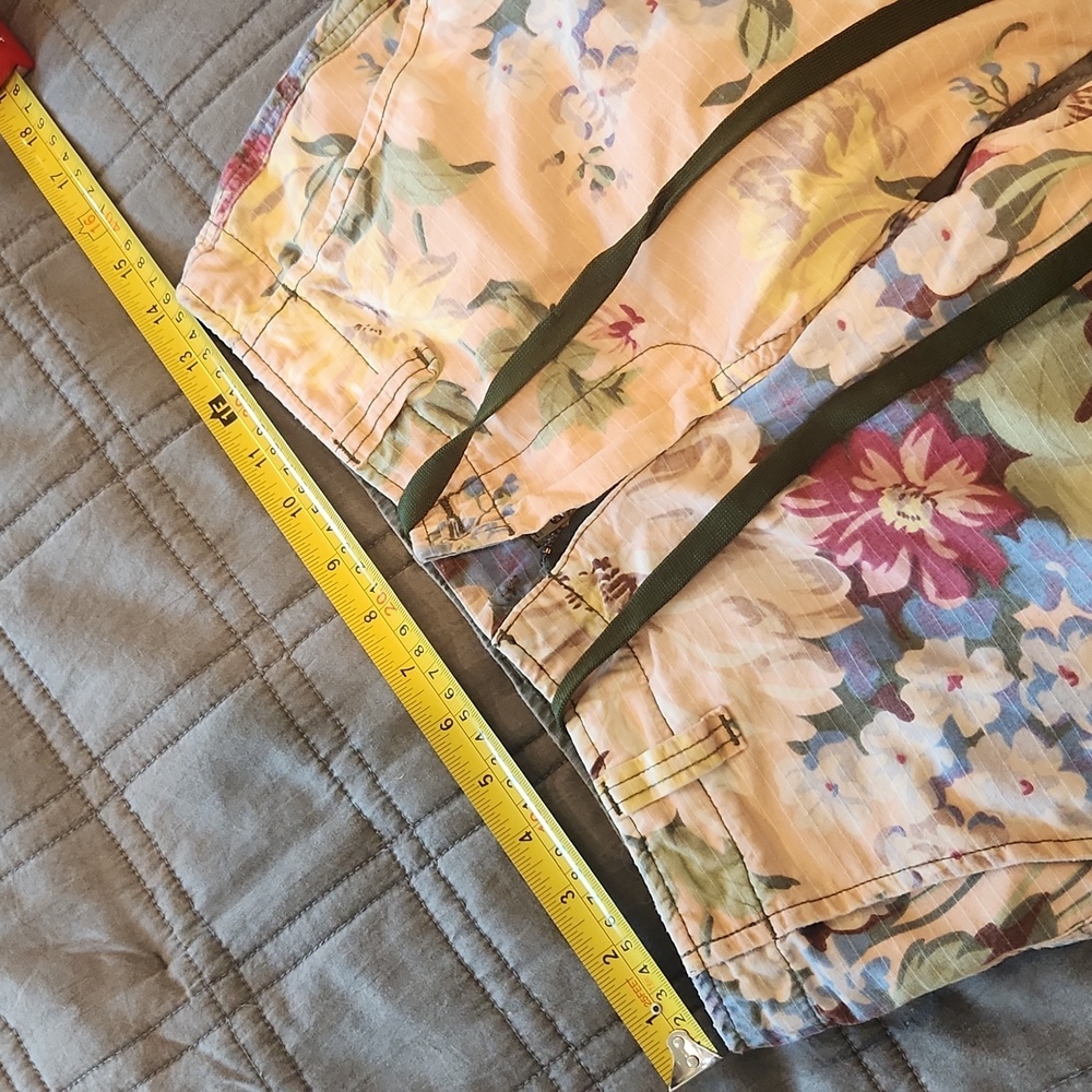 Lucky Brand Floral Women's Bermudas -peachish-pink Multicolor Size 27! - Picture 8 of 11